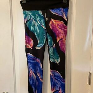 MP Athletic Feather Print Mesh Panel Leggings Small High Rise Workout Yoga Pants